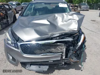 2016 Kia Sorento EX with VIN 5XYPH4A58GG134901, listed as a IAAI auction lot 41535381 with 93,322 mi miles. Bid and sale history available at carsss.com. Image 13.