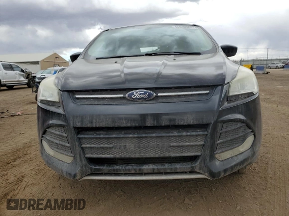 2013 Ford Escape SE z VIN 1FMCU9G9XDUB97912, wystawiony jako Copart lot #46948965 z przebiegiem 138 520 mil mil oraz Czysty tytuł • Clean title. Historia ofert i sprzedaży dostępna na DreamBid. Obrazek 5.