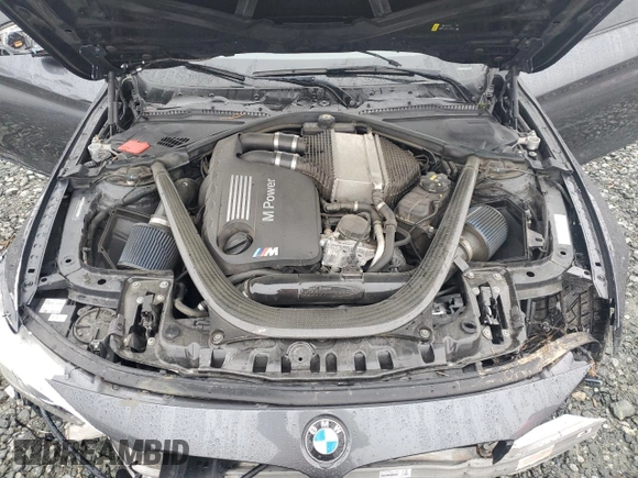 2015 BMW M4 with VIN WBS3R9C54FK330180, listed as a Copart auction lot 40706044 with 69,474 mi miles. Bid and sale history available at carsss.com. Image 12.