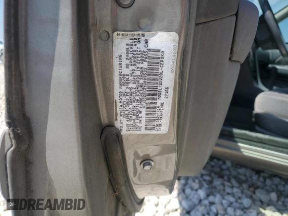 2000 Toyota Camry CE z VIN 4T1BG22K3YU009533, wystawiony jako Copart lot #48996855 z przebiegiem 132 705 mil mil oraz Szkoda całkowita • Salvage title. Historia ofert i sprzedaży dostępna na DreamBid. Obrazek 14.