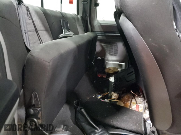 2003 Ford Super Duty F-250 XL with VIN 1FTNX21L73EA47023, listed as a Copart auction lot 81932114 with Not Provided miles and Salvage Title. Bid and sale history available at carsss.com. Image 10.