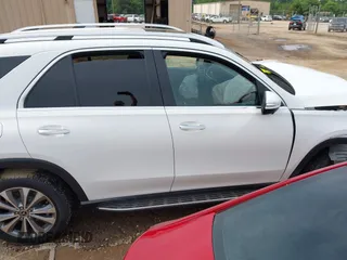 2020 Mercedes-Benz GLE 350 with VIN 4JGFB4KB9LA132775, listed as a IAAI auction lot 42380200 with 61,559 mi miles and . Bid and sale history available at DreamBid. Image 13.