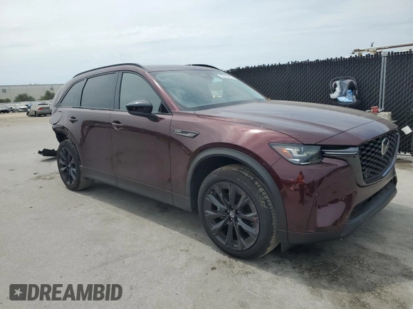2025 Mazda CX-90 Premium Sport z VIN JM3KKCHA1S1200293, wystawiony jako Copart lot #58313695 z przebiegiem 4 726 mil mil oraz Szkoda całkowita • Salvage title. Historia ofert i sprzedaży dostępna na DreamBid. Obrazek 4.