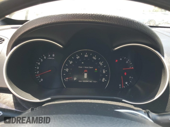 2014 Kia Sorento SX Limited with VIN 5XYKWDA71EG475877, listed as a Copart auction lot 61130985 with 183,941 mi miles and Salvage title. Bid and sale history available at DreamBid. Image 9.