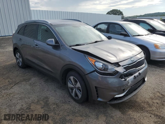2018 Kia Niro FE with VIN KNDCB3LCXJ5136316, listed as a Copart auction lot 59357414 with 90,839 mi miles and Non Repairable. Bid and sale history available at carsss.com. Image 4.