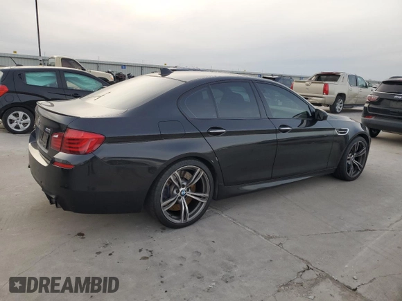 2013 BMW M5 with VIN WBSFV9C58DC772976, listed as a Copart auction lot 84523044 with 93,515 mi miles and Salvage Title. Bid and sale history available at carsss.com. Image 3.
