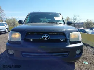 2007 Toyota Sequoia SR5 with VIN 5TDBT44A87S290070, listed as a IAAI auction lot 42069751 with 265,403 mi miles. Bid and sale history available at carsss.com. Image 12.