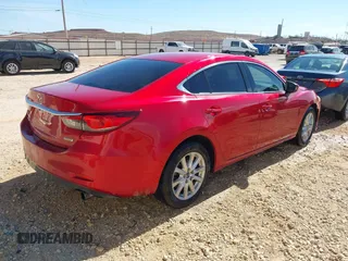 2015 Mazda Mazda6 i Sport with VIN JM1GJ1U50F1207904, listed as a IAAI auction lot 41627113 with 210,376 mi miles. Bid and sale history available at carsss.com. Image 4.