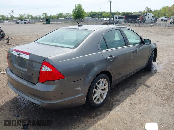 2012 Ford Fusion SEL with VIN 3FAHP0JA4CR390200, listed as a IAAI auction lot 42092002 with 180,839 mi miles and . Bid and sale history available at carsss.com. Image 4.