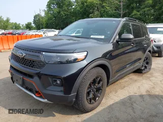 2021 Ford Explorer Timberline z VIN 1FMSK8JH5MGC09796, wystawiony jako IAAI lot #42343432 z przebiegiem 41 493 mil mil oraz . Historia ofert i sprzedaży dostępna na DreamBid. Obrazek 2.