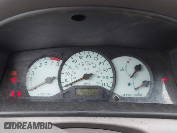2003 Toyota Corolla CE with VIN 1NXBR32EX3Z037333, listed as a IAAI auction lot 42103368 with 205,925 mi miles and . Bid and sale history available at DreamBid. Image 7.
