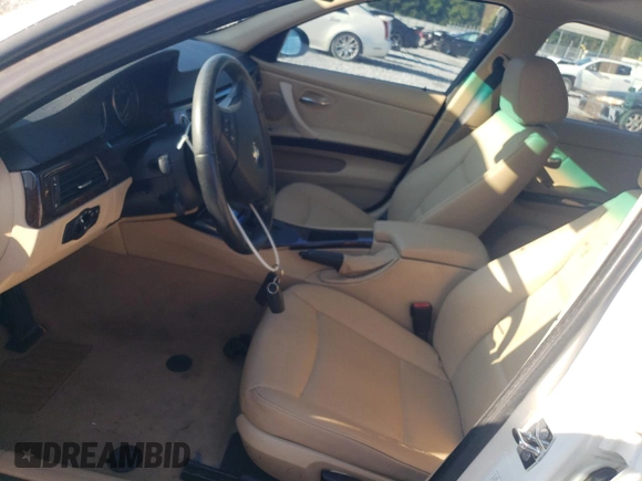 2008 BMW 3 Series 328i with VIN WBAVA33538K054109, listed as a Copart auction lot 60076685 with 149,001 mi miles and Salvage title. Bid and sale history available at DreamBid. Image 7.