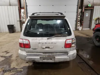 2001 Subaru Forester S w/Premium Pkg with VIN JF1SF65681H725555, listed as a Copart auction lot 51146175 with 195,670 mi miles and Salvage Title. Bid and sale history available at carsss.com. Image 6.