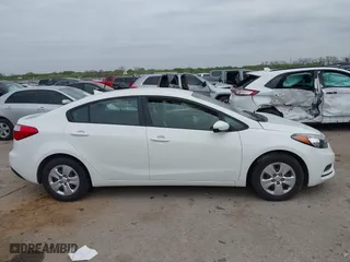 2016 Kia Forte LX with VIN KNAFK4A63G5576853, listed as a IAAI auction lot 41932765 with 77,655 mi miles. Bid and sale history available at carsss.com. Image 12.