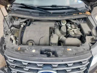 2017 Ford Explorer XLT z VIN 1FM5K7D84HGC65690, wystawiony jako Copart lot #59367475 z przebiegiem 148 492 mil mil oraz Czysty tytuł • Clean title. Historia ofert i sprzedaży dostępna na DreamBid. Obrazek 12.