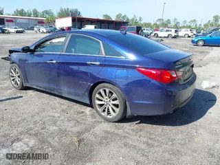 2012 Hyundai Sonata 2.4L Limited PZEV with VIN 5NPEC4AC3CH441240, listed as a IAAI auction lot 41882232 with 200,245 mi miles. Bid and sale history available at carsss.com. Image 3.