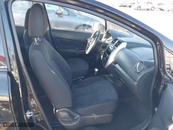 2015 Nissan Versa Note SV with VIN 3N1CE2CP1FL401378, listed as a IAAI auction lot 41417022 with 106,083 mi miles. Bid and sale history available at carsss.com. Image 5.