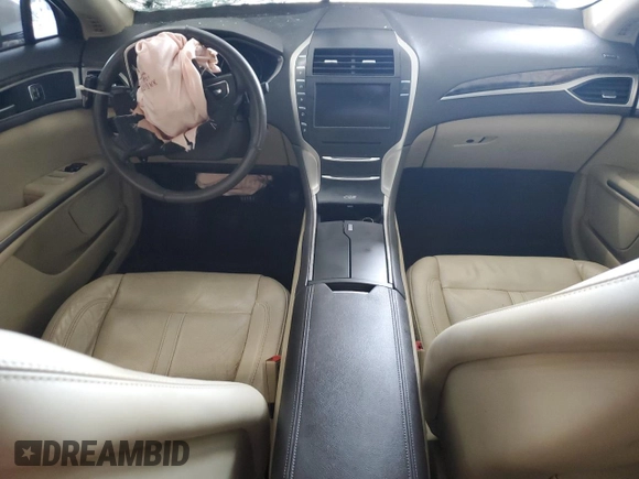 2013 Lincoln MKZ with VIN 3LN6L2GK4DR828638, listed as a Copart auction lot 55930395 with 125,924 mi miles and Salvage title. Bid and sale history available at DreamBid. Image 8.