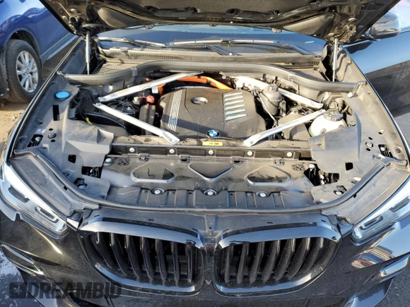2023 BMW X5 xDrive45e with VIN 5UXTA6C08P9R93373, listed as a Copart auction lot 44031635 with 0 mi miles and Salvage Title. Bid and sale history available at carsss.com. Image 12.