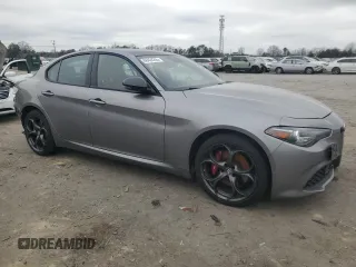 2021 Alfa Romeo Giulia Ti z VIN ZARFANBN5M7643959, wystawiony jako Copart lot #48424255 z przebiegiem 62 075 mil mil oraz Szkoda całkowita • Salvage title. Historia ofert i sprzedaży dostępna na DreamBid. Obrazek 4.