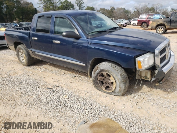 2005 Dodge Dakota SLT with VIN 1D7HE48N15S223063, listed as a Copart auction lot 43223535 with 167,501 mi miles and Salvage Title. Bid and sale history available at DreamBid. Image 4.