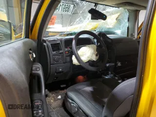 2007 Hummer H3 SUV with VIN 5GTDN13E478149936, listed as a Copart auction lot 85971444 with 95,880 mi miles and Salvage Title. Bid and sale history available at DreamBid. Image 8.