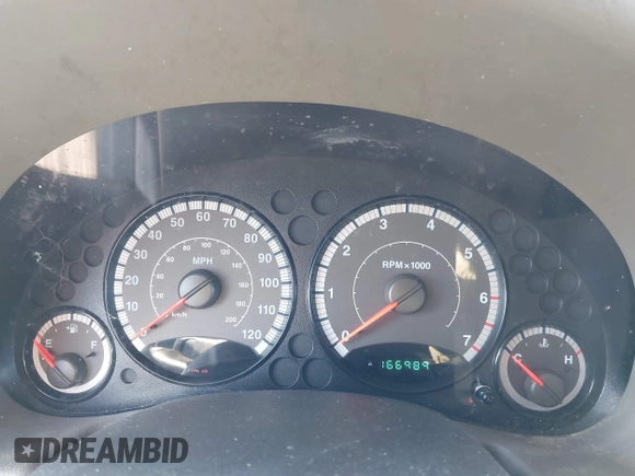 2005 Jeep Liberty Sport with VIN 1J4GL48K85W700799, listed as a IAAI auction lot 42054433 with 166,989 mi miles. Bid and sale history available at carsss.com. Image 7.