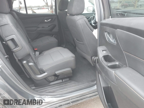 2020 Chevrolet Traverse LT Cloth with VIN 1GNERGKW3LJ161664, listed as a IAAI auction lot 41637221 with 64,180 mi miles. Bid and sale history available at carsss.com. Image 8.
