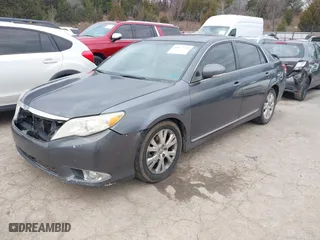 2011 Toyota Avalon with VIN 4T1BK3DB8BU371382, listed as a IAAI auction lot 41477155 with 263,268 mi miles. Bid and sale history available at carsss.com. Image 17.