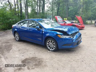 2017 Ford Fusion Hybrid SE with VIN 3FA6P0LU1HR162662, listed as a IAAI auction lot 42465793 with 116,414 mi miles and . Bid and sale history available at DreamBid. Image 1.