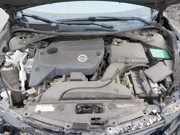 2015 Nissan Altima 2.5 with VIN 1N4AL3AP7FC477224, listed as a IAAI auction lot 41806207 with 147,517 mi miles. Bid and sale history available at carsss.com. Image 10.