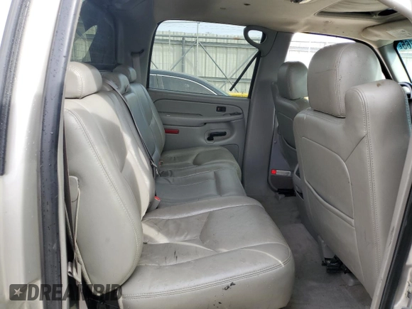 2005 Chevrolet Avalanche LS with VIN 3GNEC12Z35G156137, listed as a Copart auction lot 46142765 with 179,063 mi miles and Non Repairable. Bid and sale history available at carsss.com. Image 11.