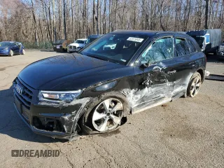 2020 Audi Q5 Premium with VIN WA1ANAFY6L2111793, listed as a Copart auction lot 52373045 with 81,578 mi miles and Salvage Title. Bid and sale history available at carsss.com. Image 1.
