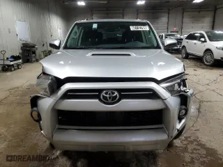 2024 Toyota 4Runner TRD Off Road with VIN JTEPU5JR7R6238642, listed as a Copart auction lot 42112705 with 0 mi miles and Salvage Title. Bid and sale history available at carsss.com. Image 5.