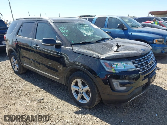 2017 Ford Explorer XLT z VIN 1FM5K8D89HGC22470, wystawiony jako IAAI lot #41771532 z przebiegiem 153 579 mil mil oraz . Historia ofert i sprzedaży dostępna na DreamBid. Obrazek 1.