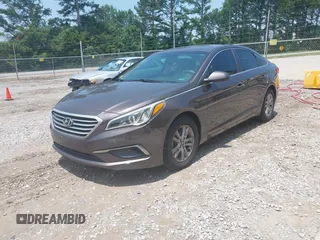 2016 Hyundai Sonata SE z VIN 5NPE24AF6GH276416, wystawiony jako IAAI lot #42483029 z przebiegiem 91 631 mil mil oraz . Historia ofert i sprzedaży dostępna na DreamBid. Obrazek 2.