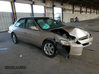 2000 Honda Accord SE with VIN 1HGCG6698YA065526, listed as a Copart auction lot 51830715 with 262,393 mi miles and Salvage title. Bid and sale history available at DreamBid. Image 4.