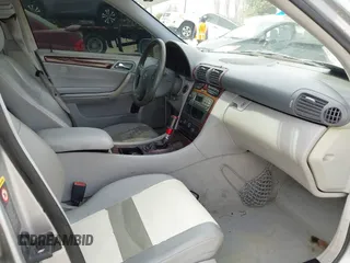 2002 Mercedes-Benz C 230/260/280/320 with VIN WDBRF61JX2F192056, listed as a IAAI auction lot 41664892 with 202,634 mi miles and . Bid and sale history available at carsss.com. Image 5.