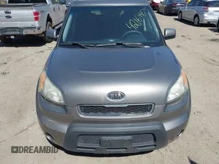 2010 Kia Soul + with VIN KNDJT2A20A7163134, listed as a IAAI auction lot 42164478 with 207,790 mi miles. Bid and sale history available at carsss.com. Image 6.