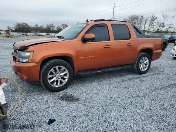 2008 Chevrolet Avalanche LT w/1LT with VIN 3GNFK12328G223463, listed as a Copart auction lot 89093435 with 180,012 mi miles and Salvage Title. Bid and sale history available at carsss.com. Image 1.