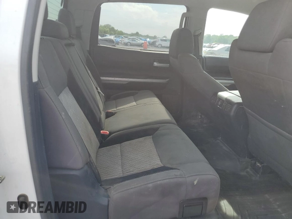 2015 Toyota Tundra SR5 z VIN 5TFDW5F1XFX458366, wystawiony jako Copart lot #59626355 z przebiegiem 350 387 mil mil oraz Czysty tytuł • Clean title. Historia ofert i sprzedaży dostępna na DreamBid. Obrazek 10.