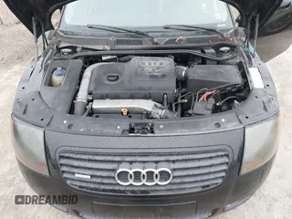 2001 Audi TT with VIN TRUWT28N911018897, listed as a IAAI auction lot 42019816 with 142,595 mi miles. Bid and sale history available at carsss.com. Image 10.