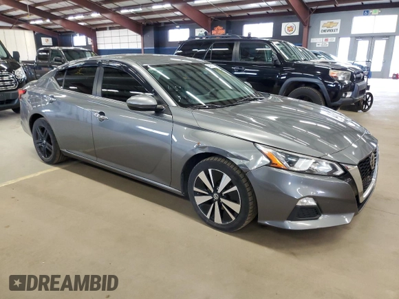 2020 Nissan Altima 2.5 S with VIN 1N4BL4BV8LC212119, listed as a Copart auction lot 54560395 with 174,987 mi miles and Clean Title. Bid and sale history available at carsss.com. Image 4.