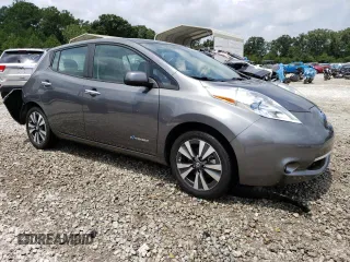 2017 Nissan LEAF SL with VIN 1N4BZ0CPXHC300944, listed as a Copart auction lot 62010473 with 92,059 mi miles. Bid and sale history available at carsss.com. Image 4.