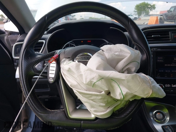 2019 Nissan Maxima SV with VIN 1N4AA6AV4KC376688, listed as a IAAI auction lot 42567641 with 178,411 mi miles and . Bid and sale history available at DreamBid. Image 11.