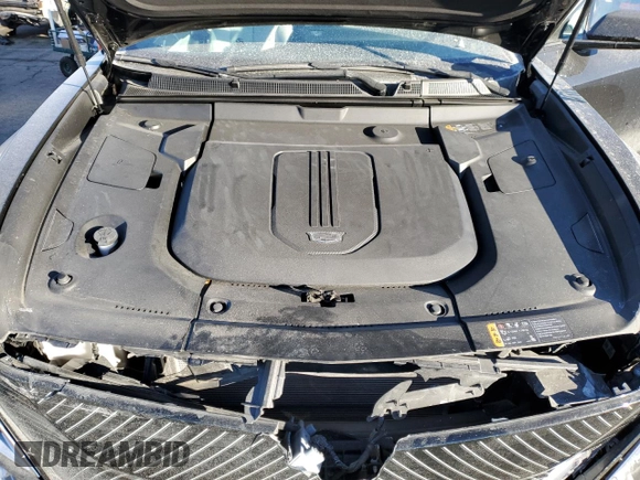 2024 Cadillac LYRIQ Luxury z VIN 1GYKPSRL0RZ110420, wystawiony jako Copart lot #42680525 z przebiegiem 13 999 mil mil oraz Szkoda całkowita • Salvage title. Historia ofert i sprzedaży dostępna na DreamBid. Obrazek 14.