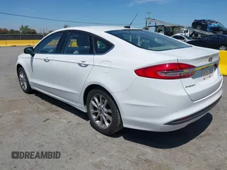 2017 Ford Fusion SE с VIN 3FA6P0HD2HR313811, выставлен на аукционе IAAI как лот 42460885 с пробегом 170 591 миль миль и . История ставок и продаж доступна на DreamBid. Изображение 3.