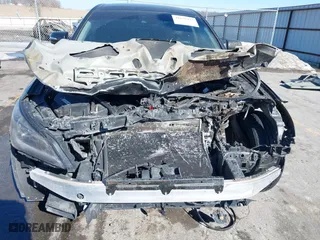2015 Hyundai Genesis 5.0L with VIN KMHGN4JF2FU026395, listed as a IAAI auction lot 41675475 with 113,174 mi miles. Bid and sale history available at carsss.com. Image 6.