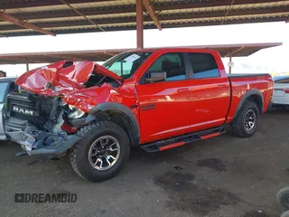 2016 Ram 1500 Rebel z VIN 1C6RR7YT3GS175255, wystawiony jako IAAI lot #42085582 z przebiegiem 67 971 mil mil oraz . Historia ofert i sprzedaży dostępna na DreamBid. Obrazek 17.