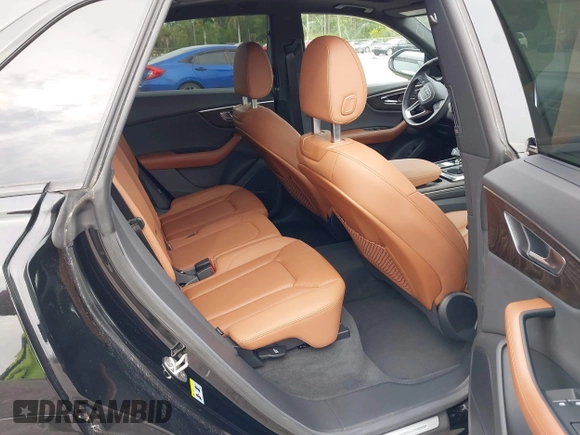 2022 Audi Q8 Premium Plus with VIN WA1EVBF18ND007050, listed as a IAAI auction lot 41863552 with 18,523 mi miles. Bid and sale history available at carsss.com. Image 8.
